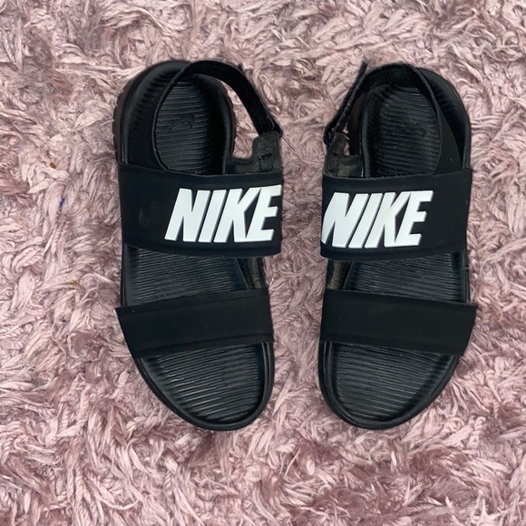 Nike sandals - Picture 2 of 4